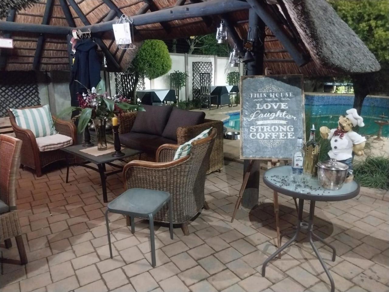 The Elephant Room At Frederick'S Place Pretoria Exterior foto